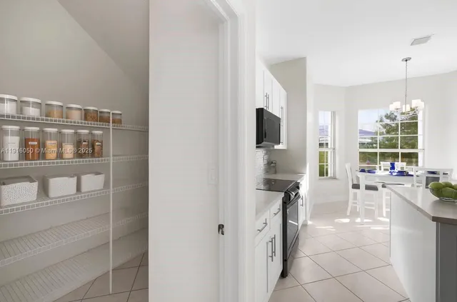 $1,195,000 | 7830 Northwest 161st Terrace, Miami Lakes, FL 33016