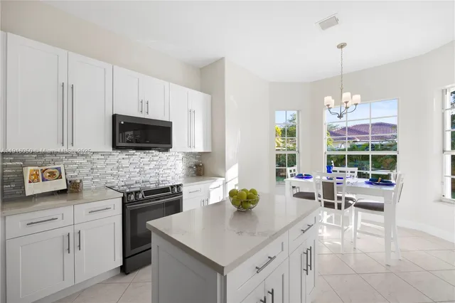 $1,195,000 | 7830 Northwest 161st Terrace, Miami Lakes, FL 33016