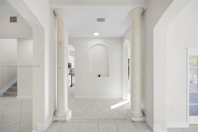 $1,195,000 | 7830 Northwest 161st Terrace, Miami Lakes, FL 33016