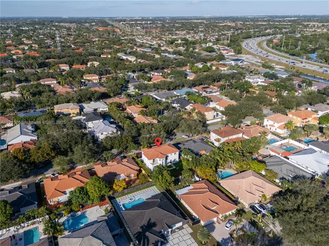 $1,195,000 | 7830 Northwest 161st Terrace, Miami Lakes, FL 33016
