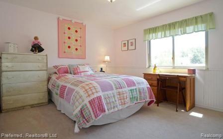 45812 Drexel Road Canton, MI 48187 - Photo 14 of 20 Bedroom 4.jpg