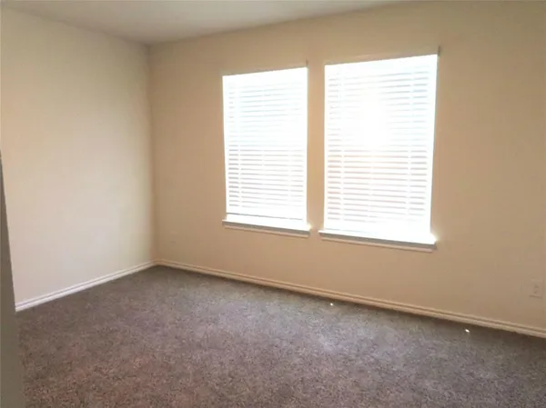 $2,395 | 3037 Zinnia Street, Royse City, TX 75189