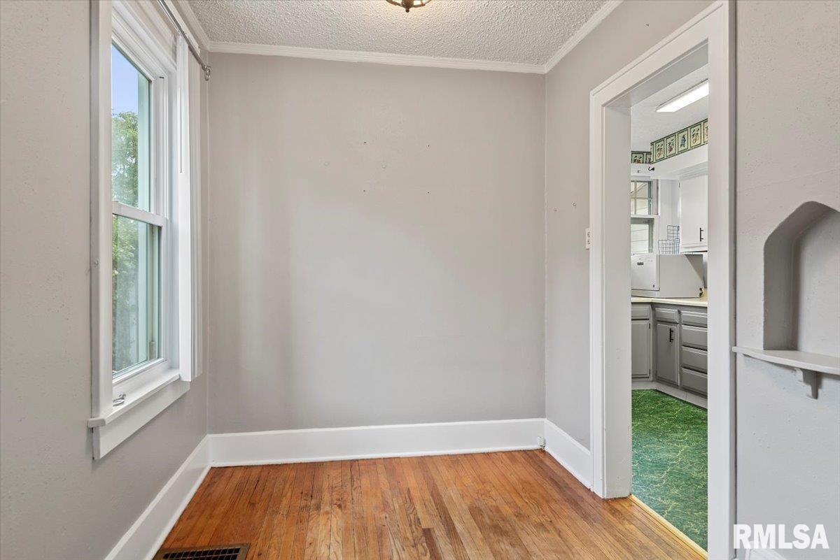 2345 South 6th Street Springfield, IL 62703 - Photo 10 of 30