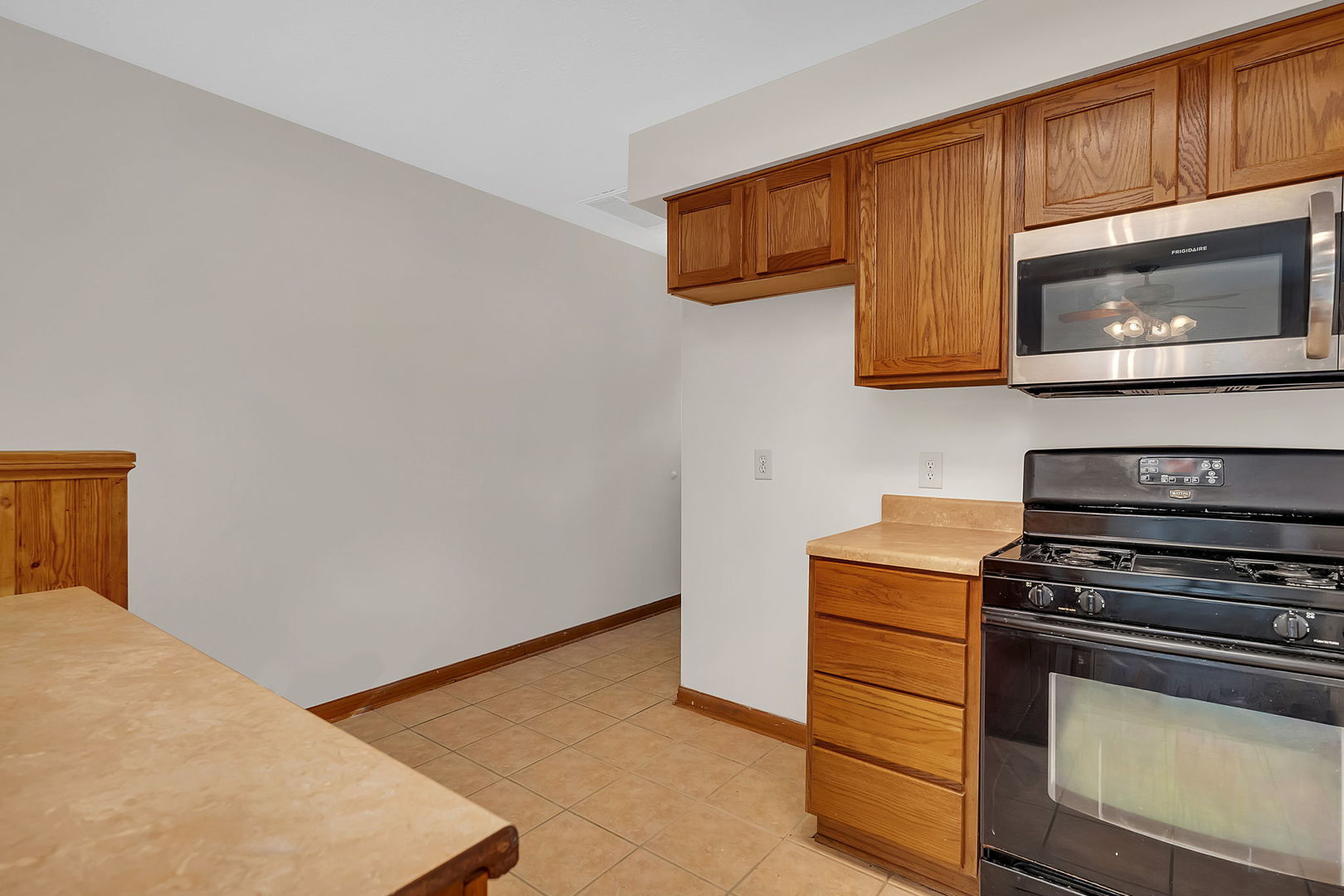 517 West Cermak Road Braidwood, IL 60408 - Photo 13 of 30 Gallery Image 13
