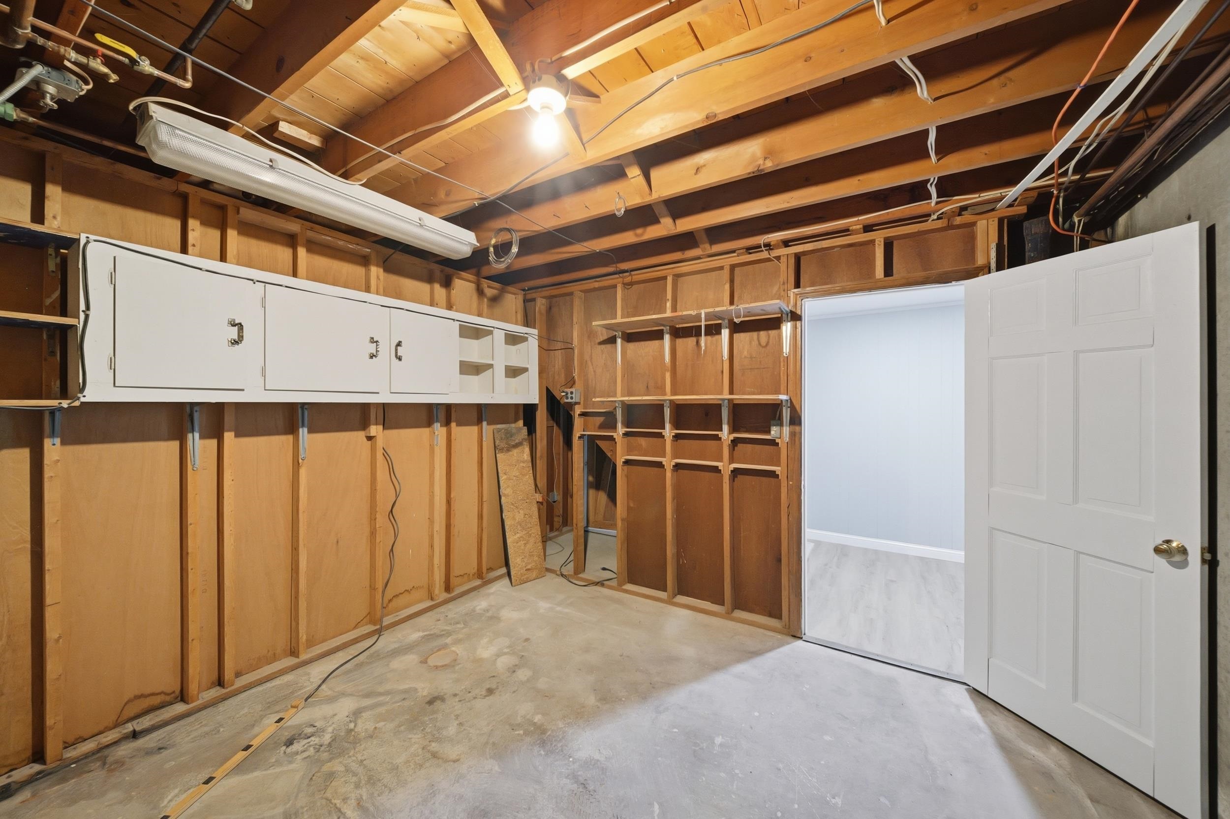 29 Dickens Street Nashua, NH 03062 - Photo 40 of 59