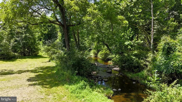 $290,000 | 2310 Rostkowski Road, Green Lane, PA 18054