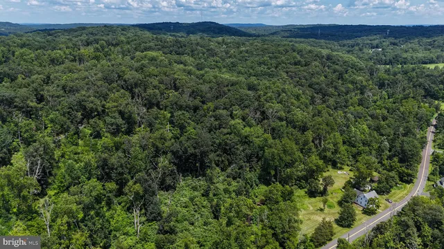 $290,000 | 2310 Rostkowski Road, Green Lane, PA 18054