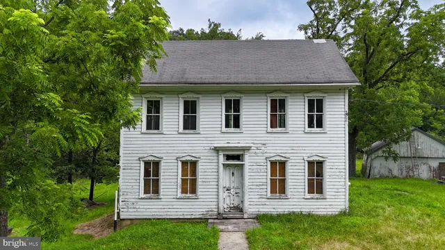 $290,000 | 2310 Rostkowski Road, Green Lane, PA 18054