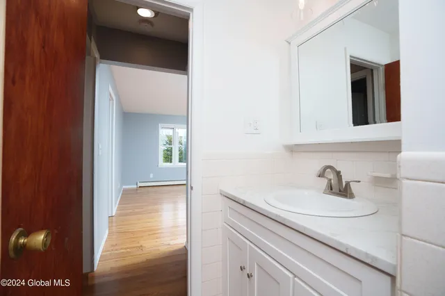 $1,500 | 35 McAlpin Street, Unit 6, Albany, NY 12209