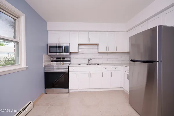 $1,500 | 35 McAlpin Street, Unit 6, Albany, NY 12209