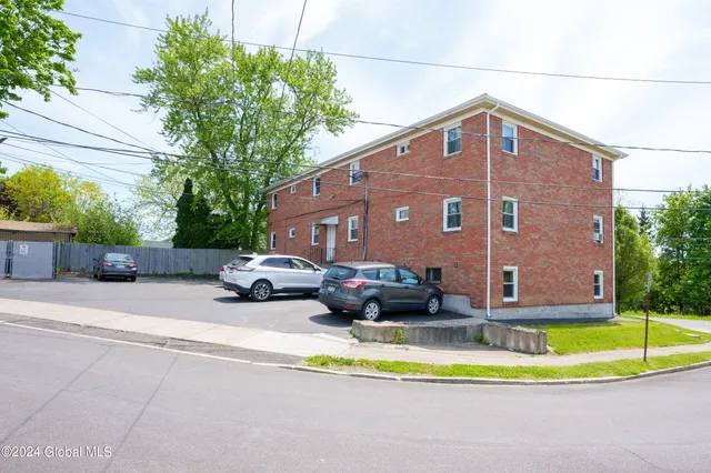 $1,500 | 35 McAlpin Street, Unit 6, Albany, NY 12209