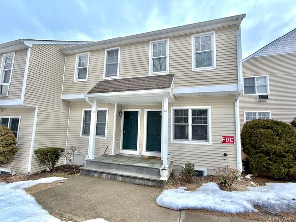 $3,300 | 1870 Baldwin Road, Unit 4, Yorktown Heights, NY 10598