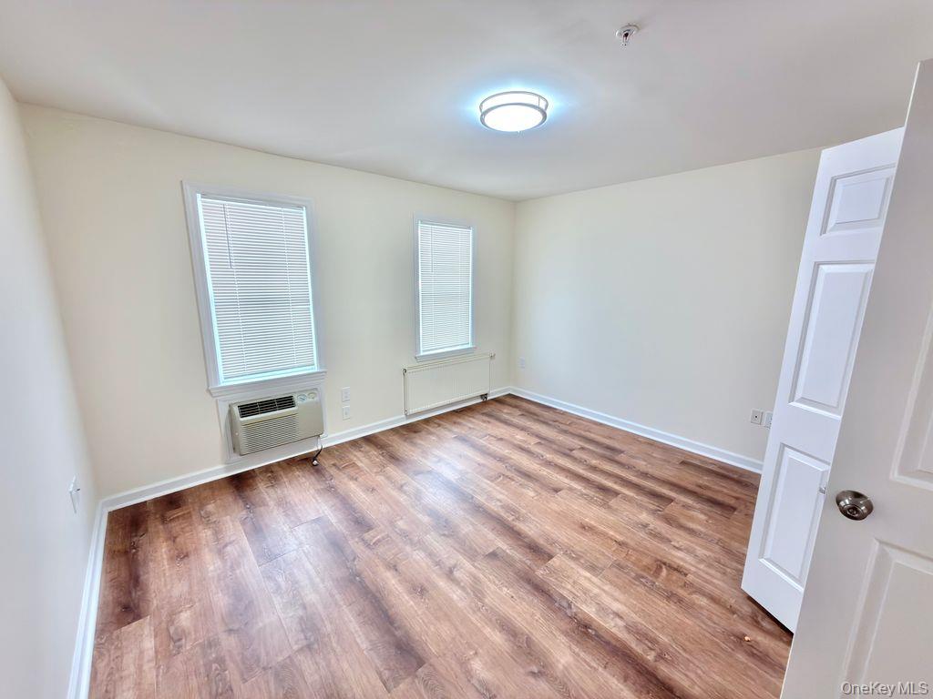 1870 Baldwin Road, Unit 4 Yorktown Heights, NY 10598 - Photo 14 of 18 Bedroom of similar unit.