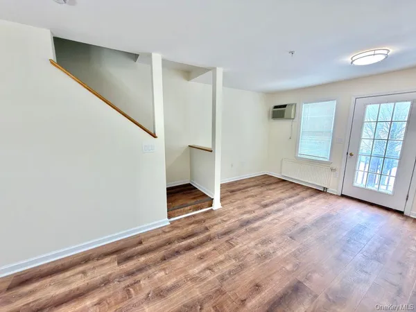 $3,300 | 1870 Baldwin Road, Unit 4, Yorktown Heights, NY 10598