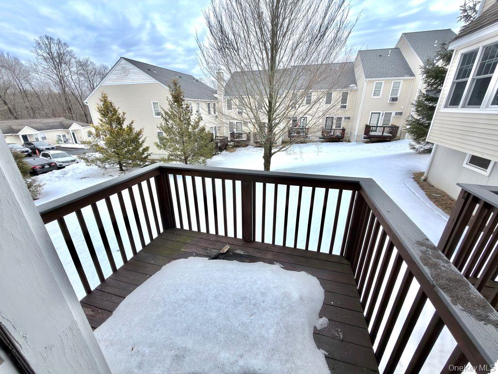 1870 Baldwin Road, Unit 4 Yorktown Heights, NY 10598 - Photo 8 of 18 Deck of similar unit.