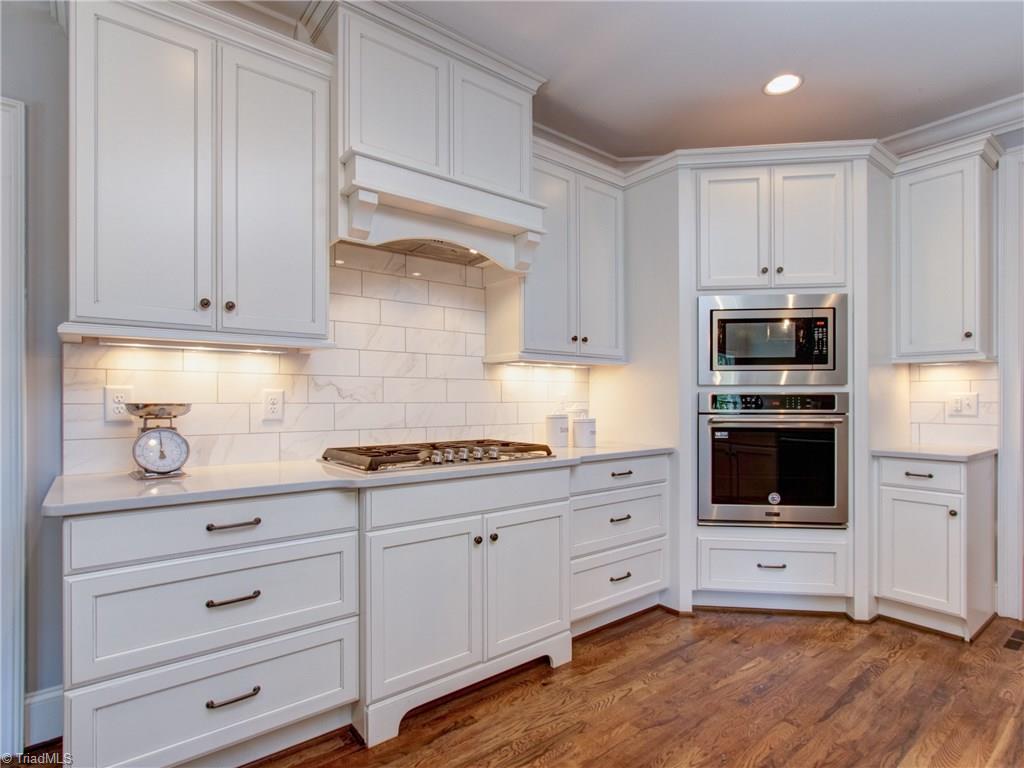 7701 Canter Court Oak Ridge, NC 27310 - Photo 8 of 30