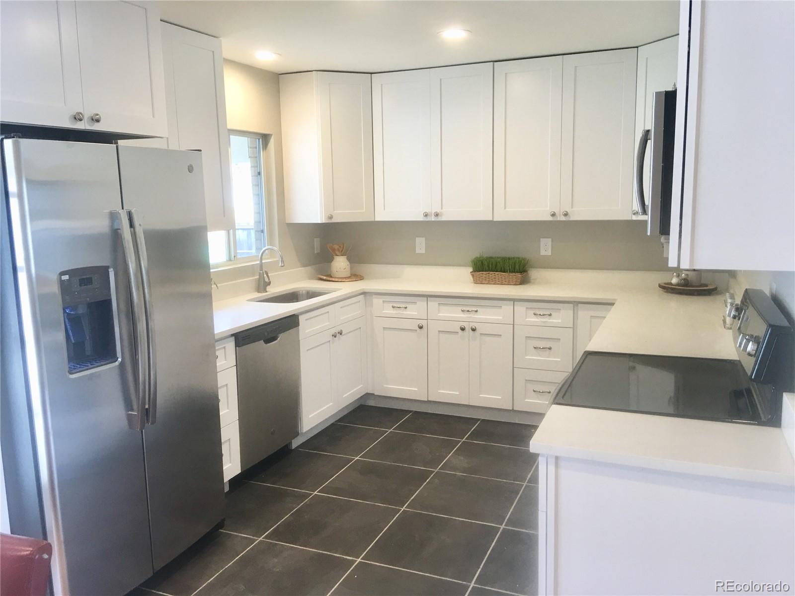 6572 Kipling Street Arvada, CO 80004 - Photo 9 of 30