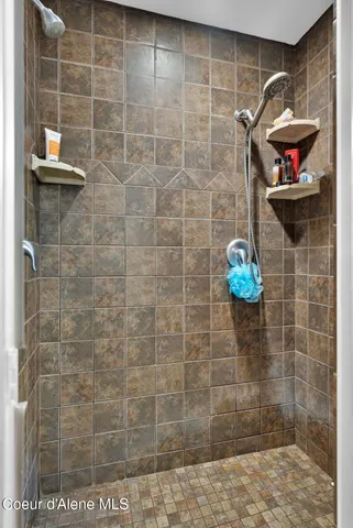 $1,025,000 | 181 Deer Meadow Lane, Blanchard, ID 83804