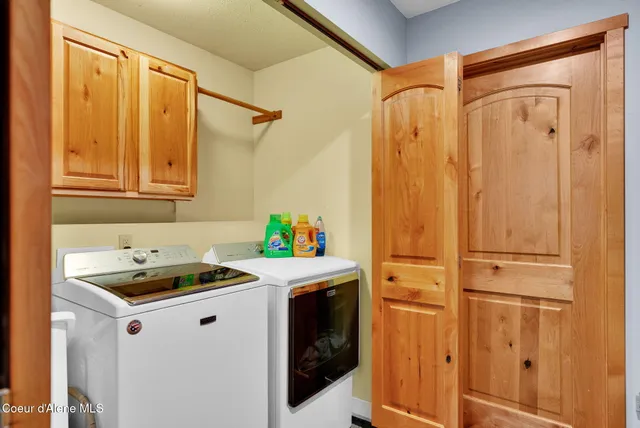 $1,025,000 | 181 Deer Meadow Lane, Blanchard, ID 83804