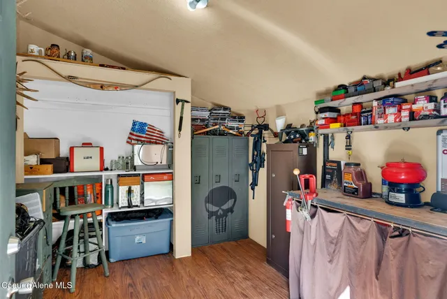 $1,025,000 | 181 Deer Meadow Lane, Blanchard, ID 83804