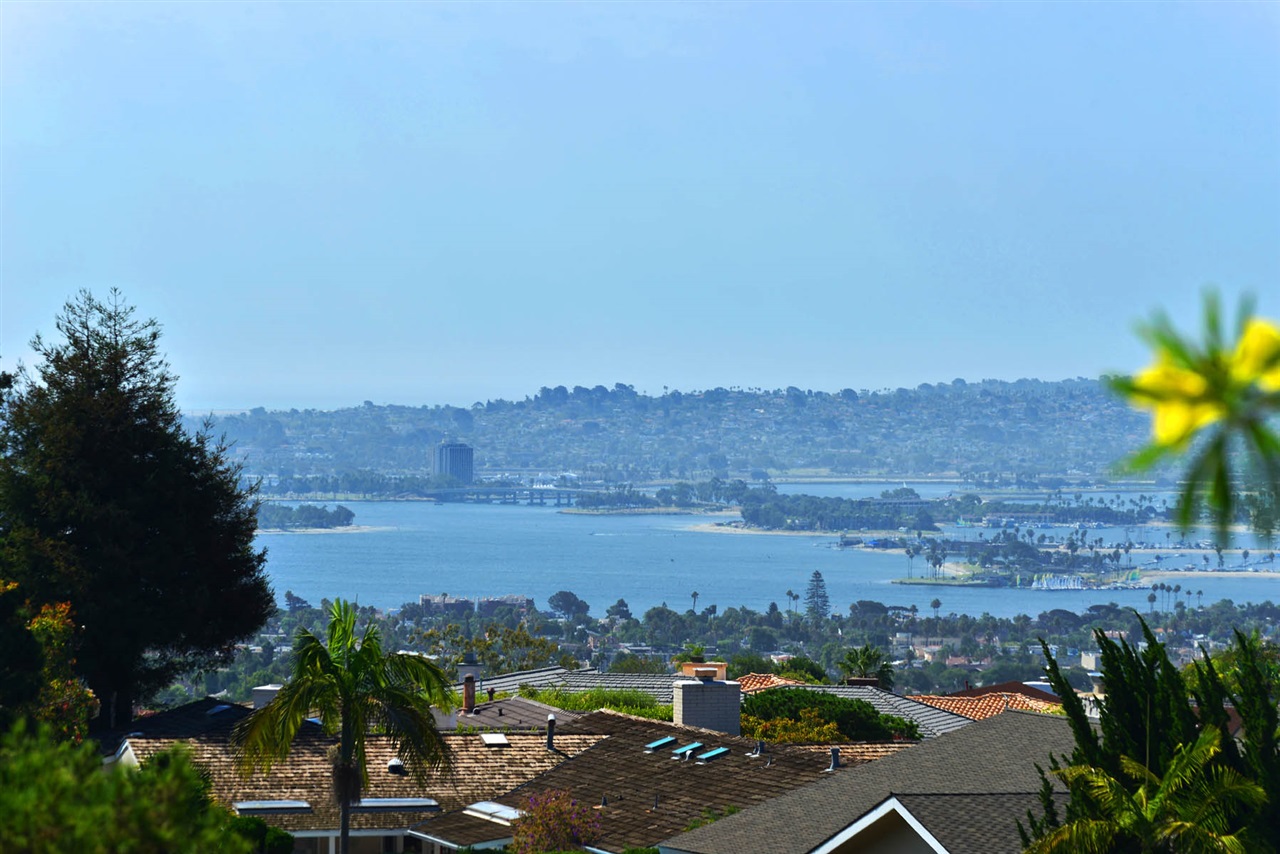5821 Rutgers Road La Jolla, CA 92037 - Photo 2 of 25