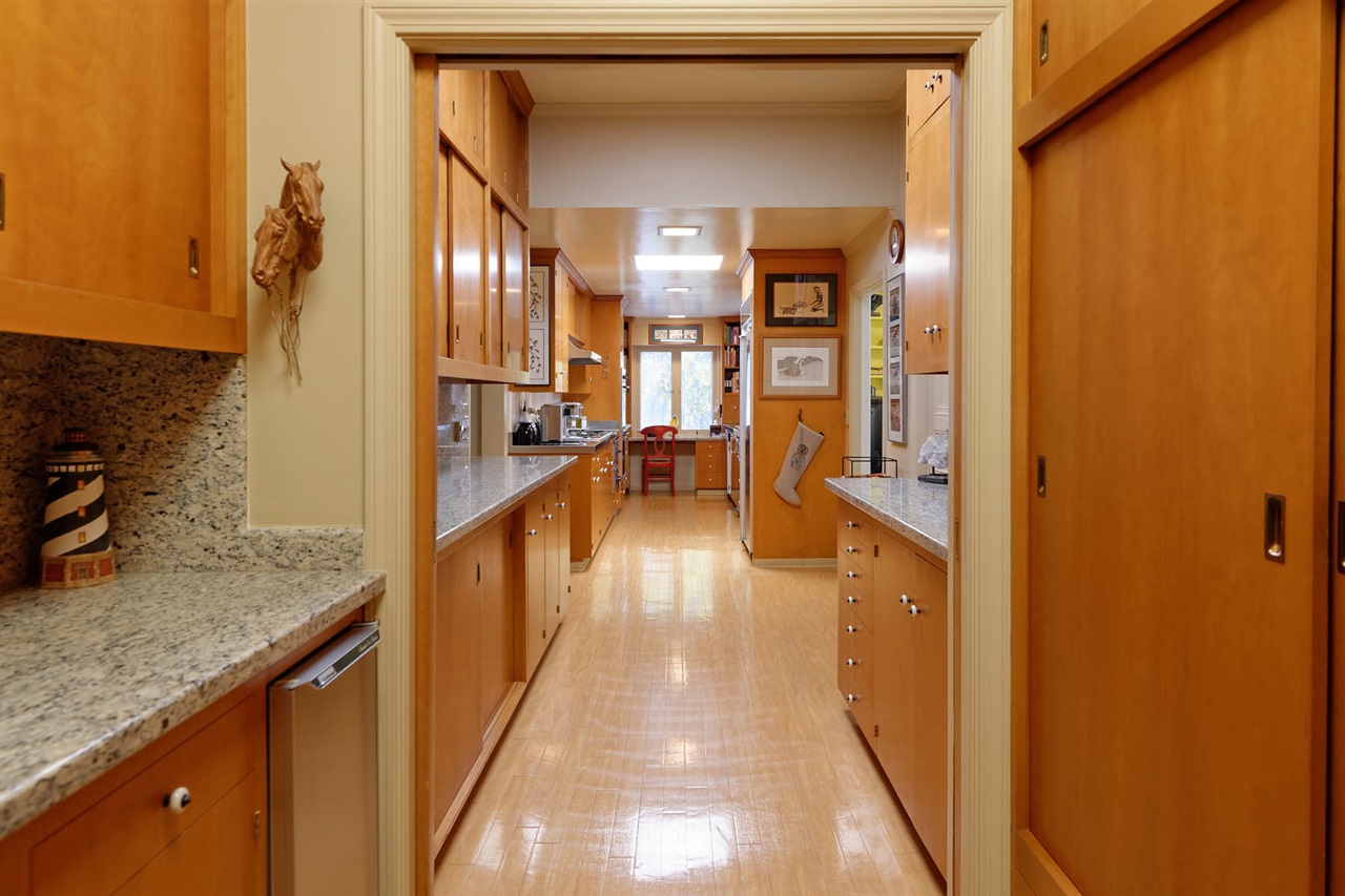 5821 Rutgers Road La Jolla, CA 92037 - Photo 11 of 25
