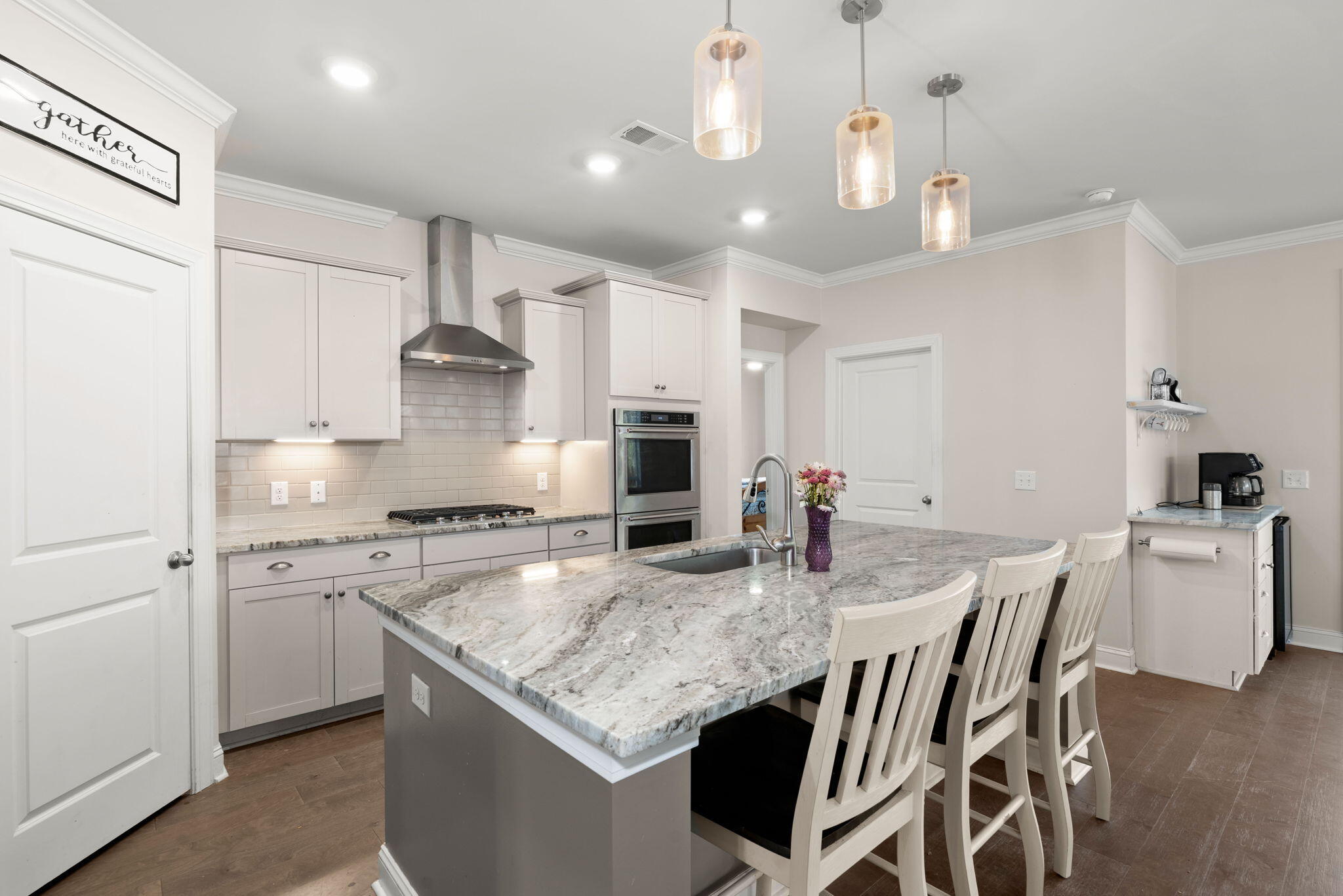 228 Shortmarsh Street Summerville, SC 29486 - Photo 12 of 56 11