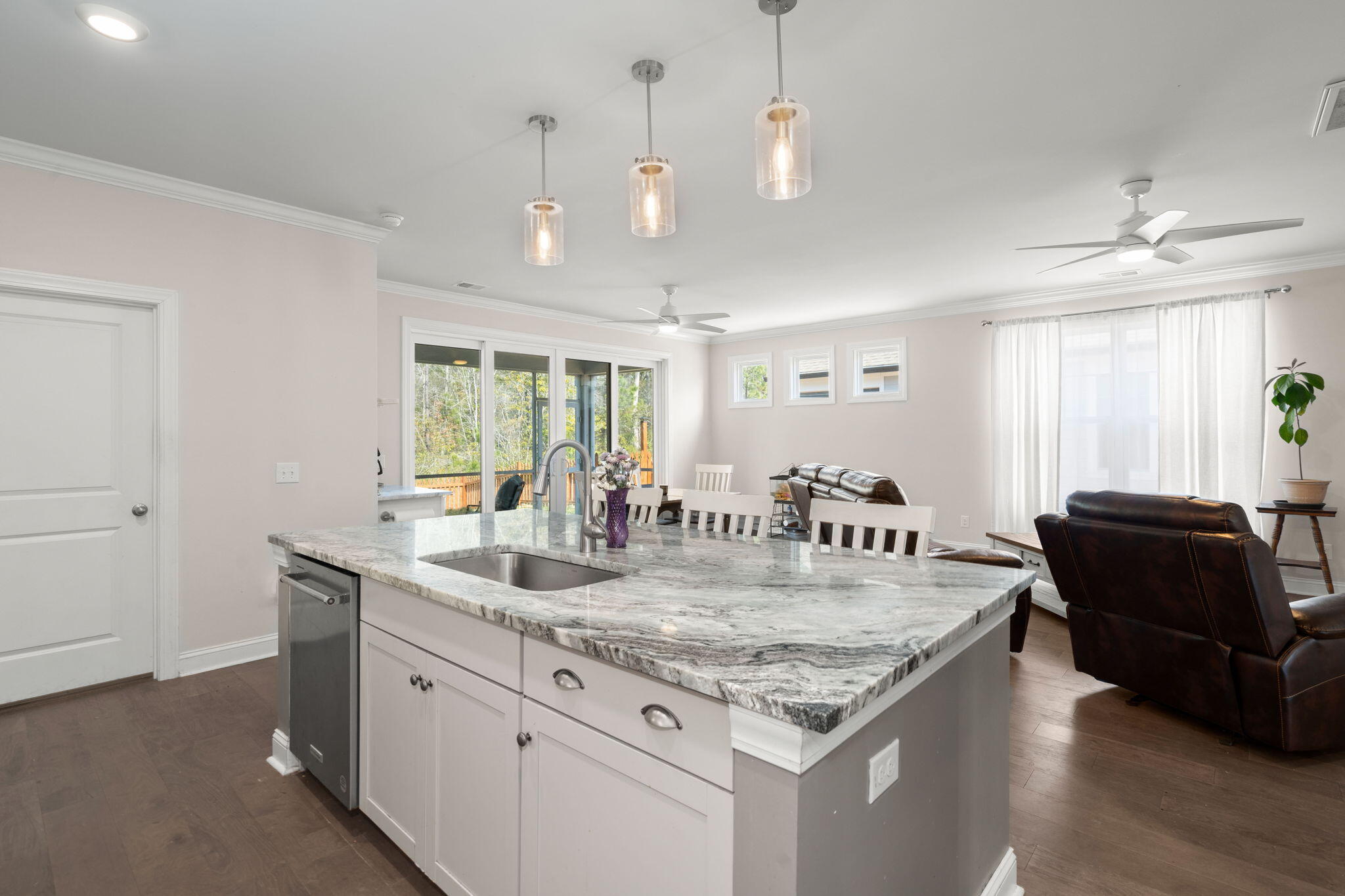 228 Shortmarsh Street Summerville, SC 29486 - Photo 15 of 56 14