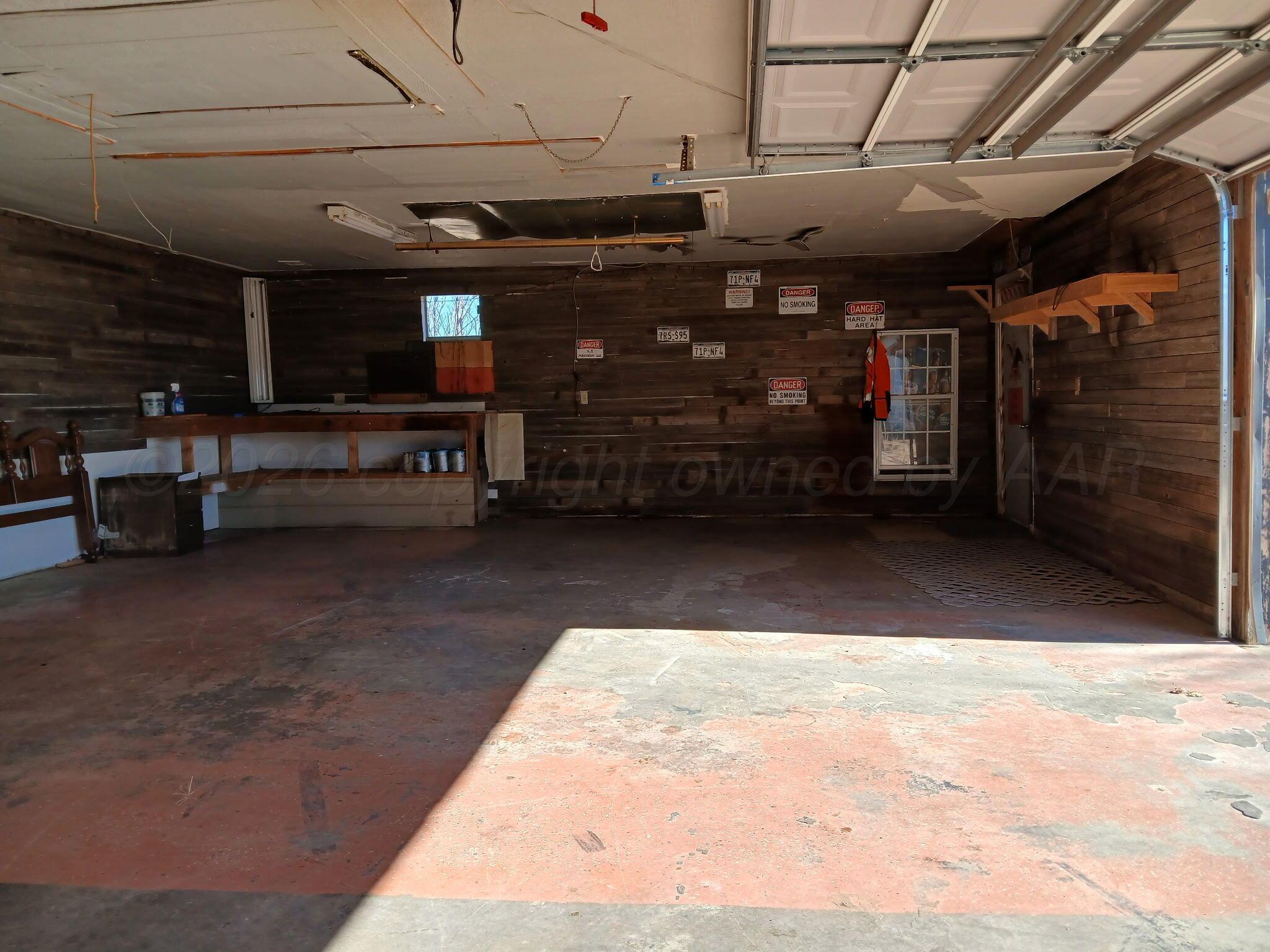 5100 Wagon Wheel Road Amarillo, TX 79124 - Photo 5 of 54 a view of room with furniture
