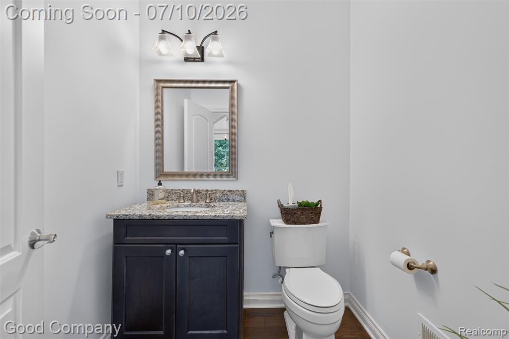 1946 Acorn Glen Rochester Hills, MI 48306 - Photo 38 of 71