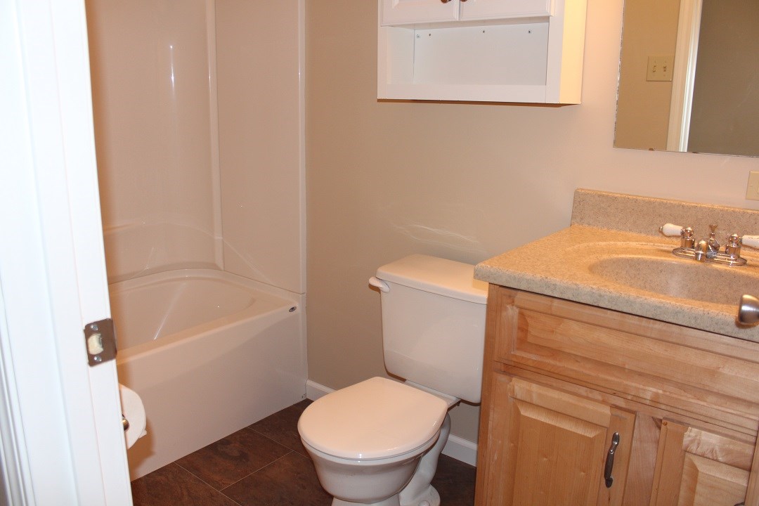 7660 East River Road Mount Pleasant, MI 48858 - Photo 13 of 25 1840624-12.JPG