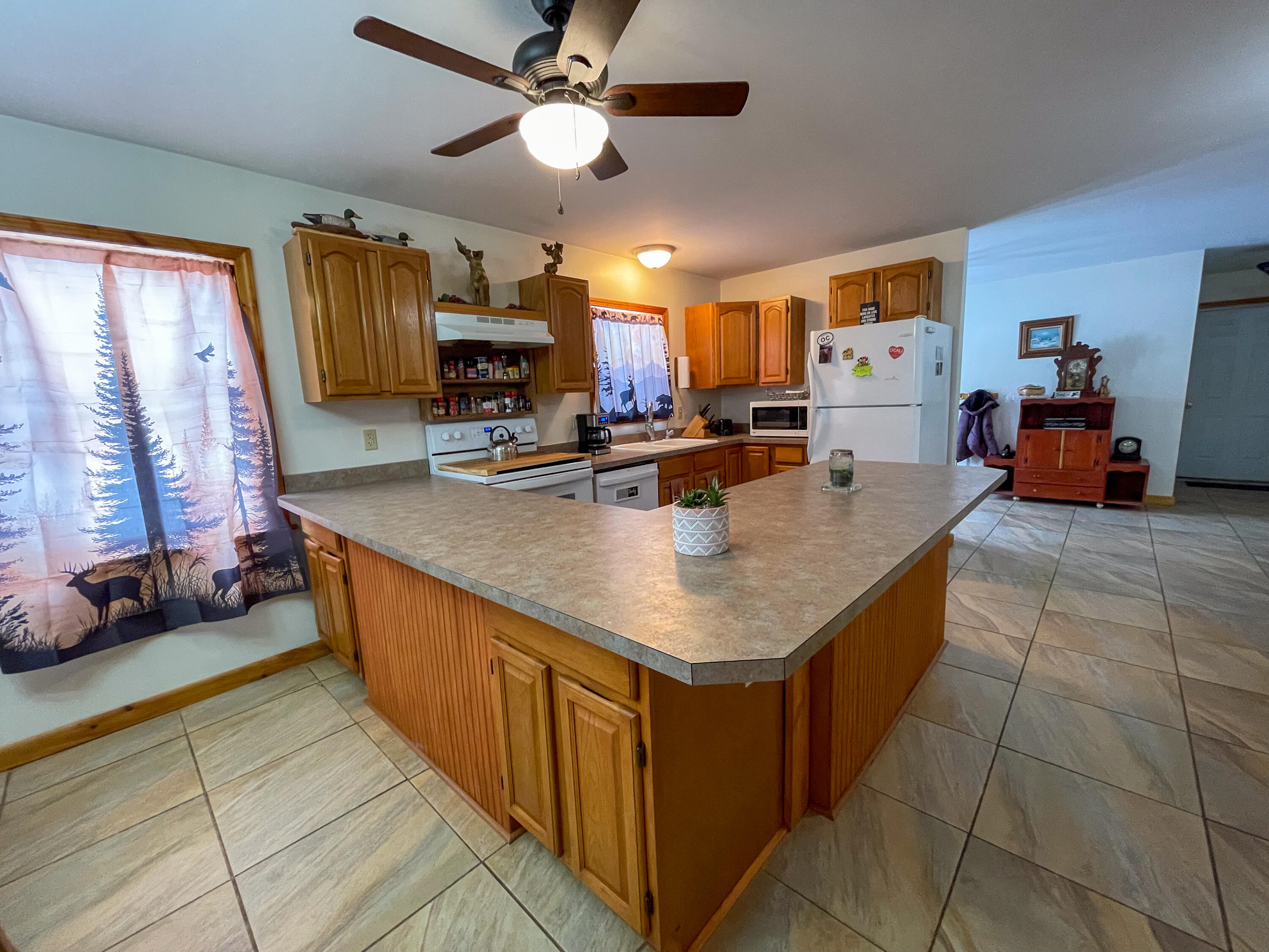675 Ratta Road Chazy, NY 12921 - Photo 4 of 41