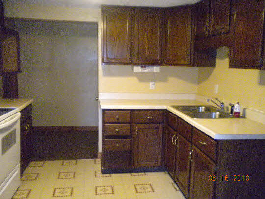 2123 Forest View Road Rockford, IL 61108 - Photo 3 of 9 Gallery Image 3