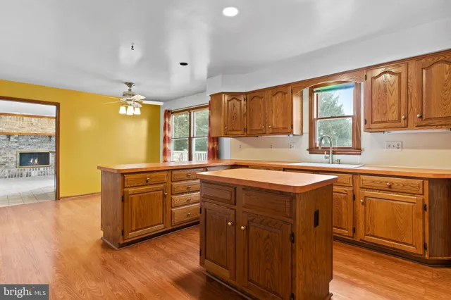 $500,000 | 2415 West Bayberry Drive, Harrisburg, PA 17112