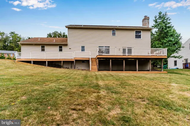 $500,000 | 2415 West Bayberry Drive, Harrisburg, PA 17112