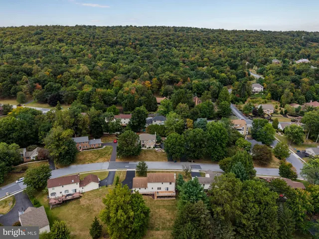 $500,000 | 2415 West Bayberry Drive, Harrisburg, PA 17112