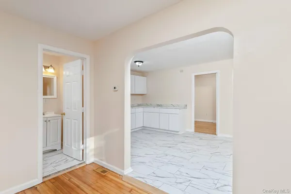 $699,000 | 860 Flanders Road, Flanders, NY 11901