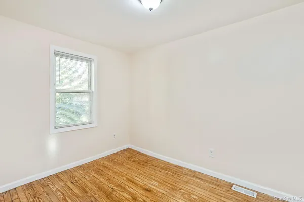 $699,000 | 860 Flanders Road, Flanders, NY 11901