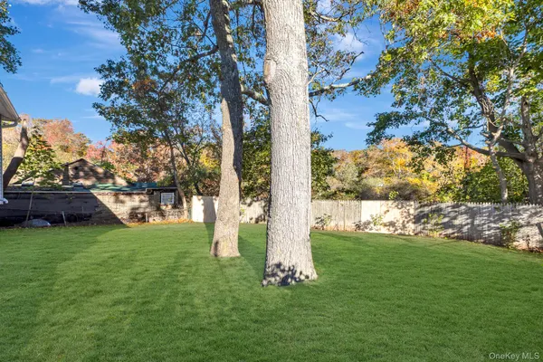 $699,000 | 860 Flanders Road, Flanders, NY 11901