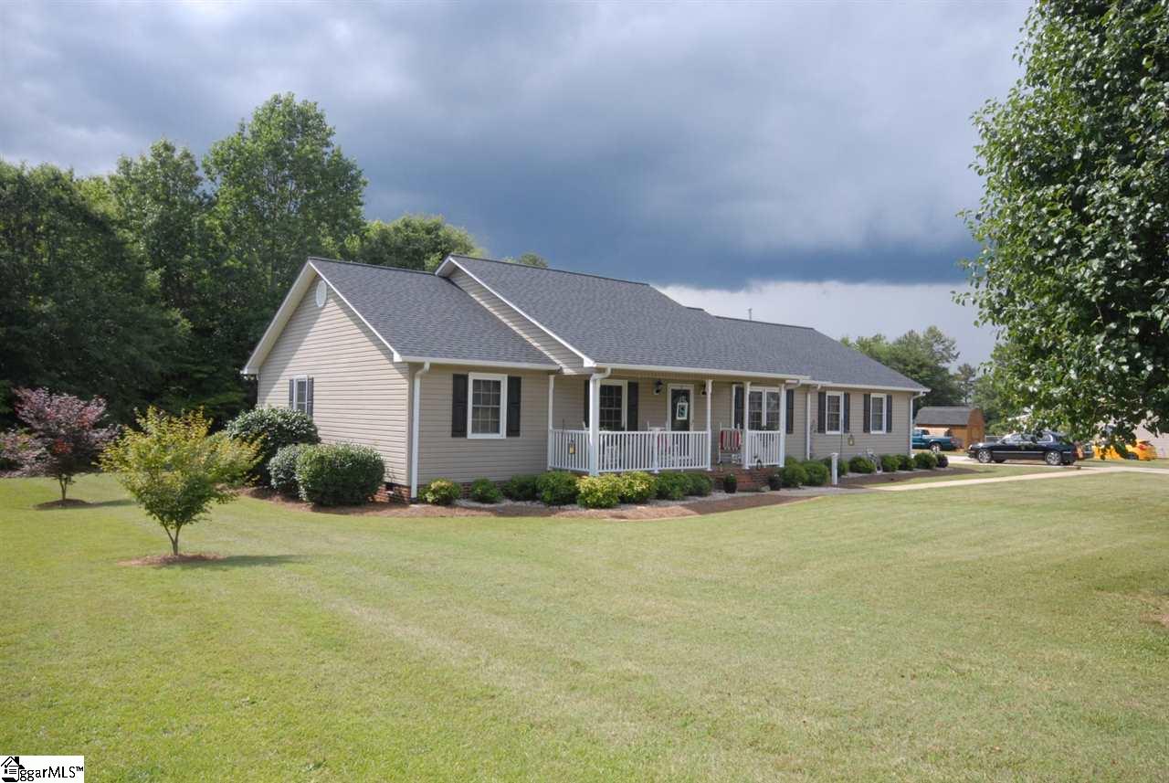 215 Ike Road Six Mile, SC 29682 - Photo 27 of 34 Gallery Image 27