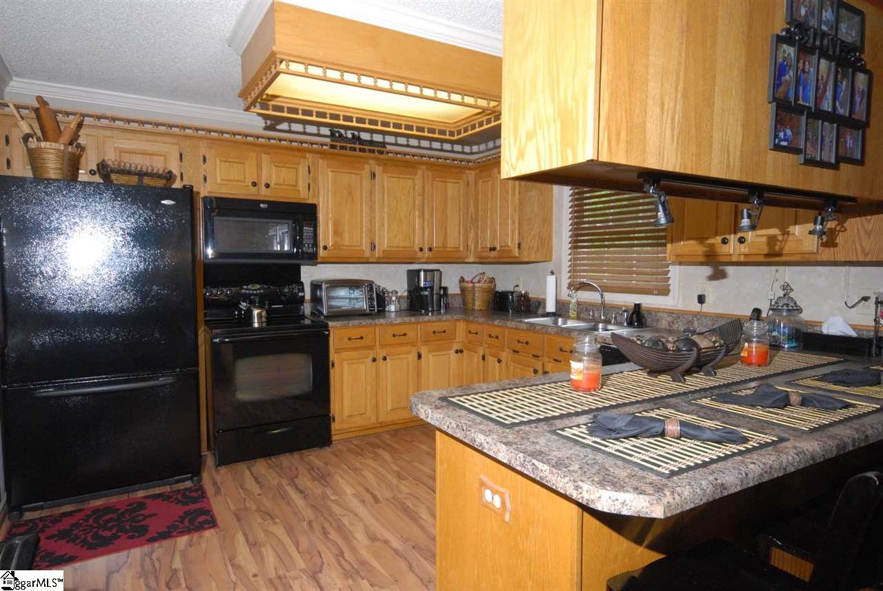 215 Ike Road Six Mile, SC 29682 - Photo 10 of 34 Gallery Image 10
