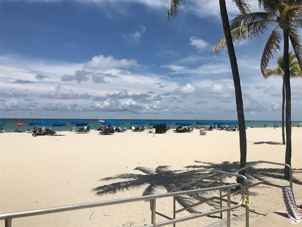 $2,700 | 2201 South Ocean Drive, Unit 602, Hollywood, FL 33019