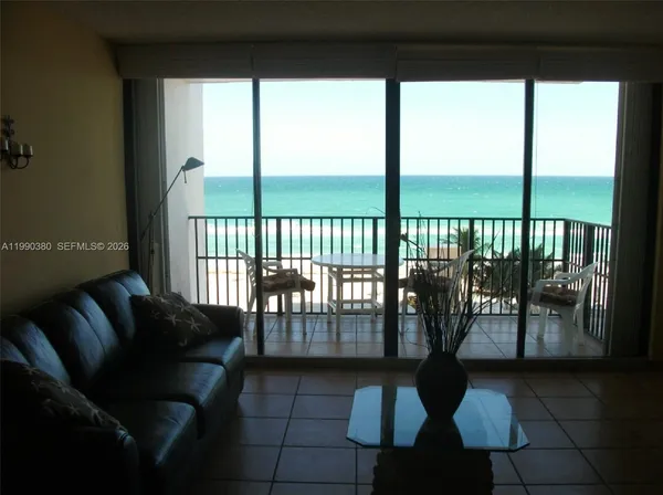 $2,700 | 2201 South Ocean Drive, Unit 602, Hollywood, FL 33019