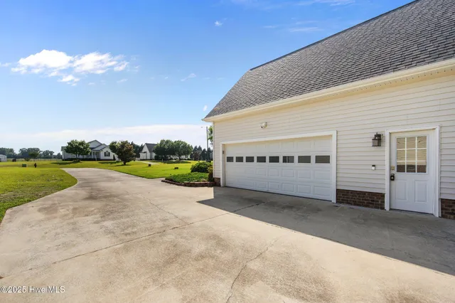 $385,000 | 2639 Plumosa Drive, Grimesland, NC 27837