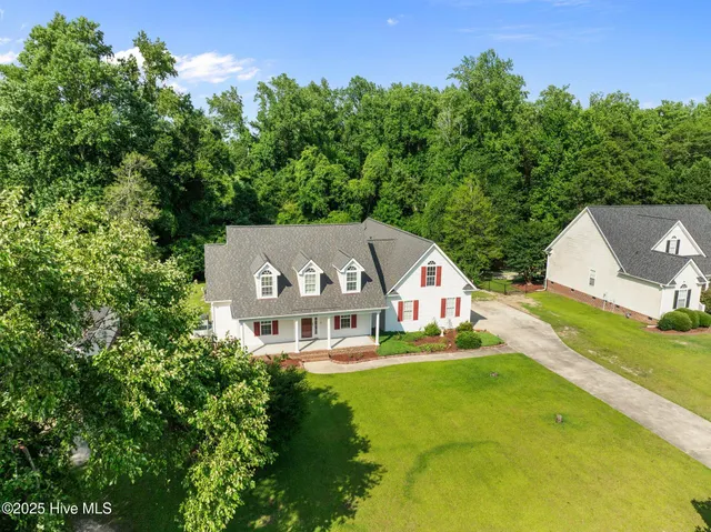 $385,000 | 2639 Plumosa Drive, Grimesland, NC 27837
