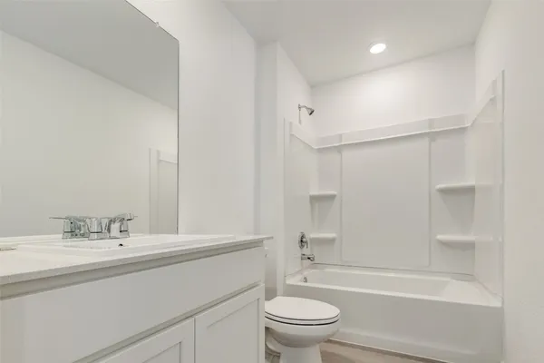 $1,825 | 1528 Sunset Ridge Drive, Conroe, TX 77303