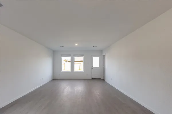 $1,825 | 1528 Sunset Ridge Drive, Conroe, TX 77303