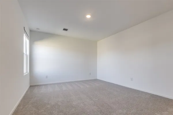 $1,825 | 1528 Sunset Ridge Drive, Conroe, TX 77303