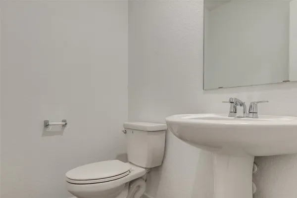 $1,825 | 1528 Sunset Ridge Drive, Conroe, TX 77303