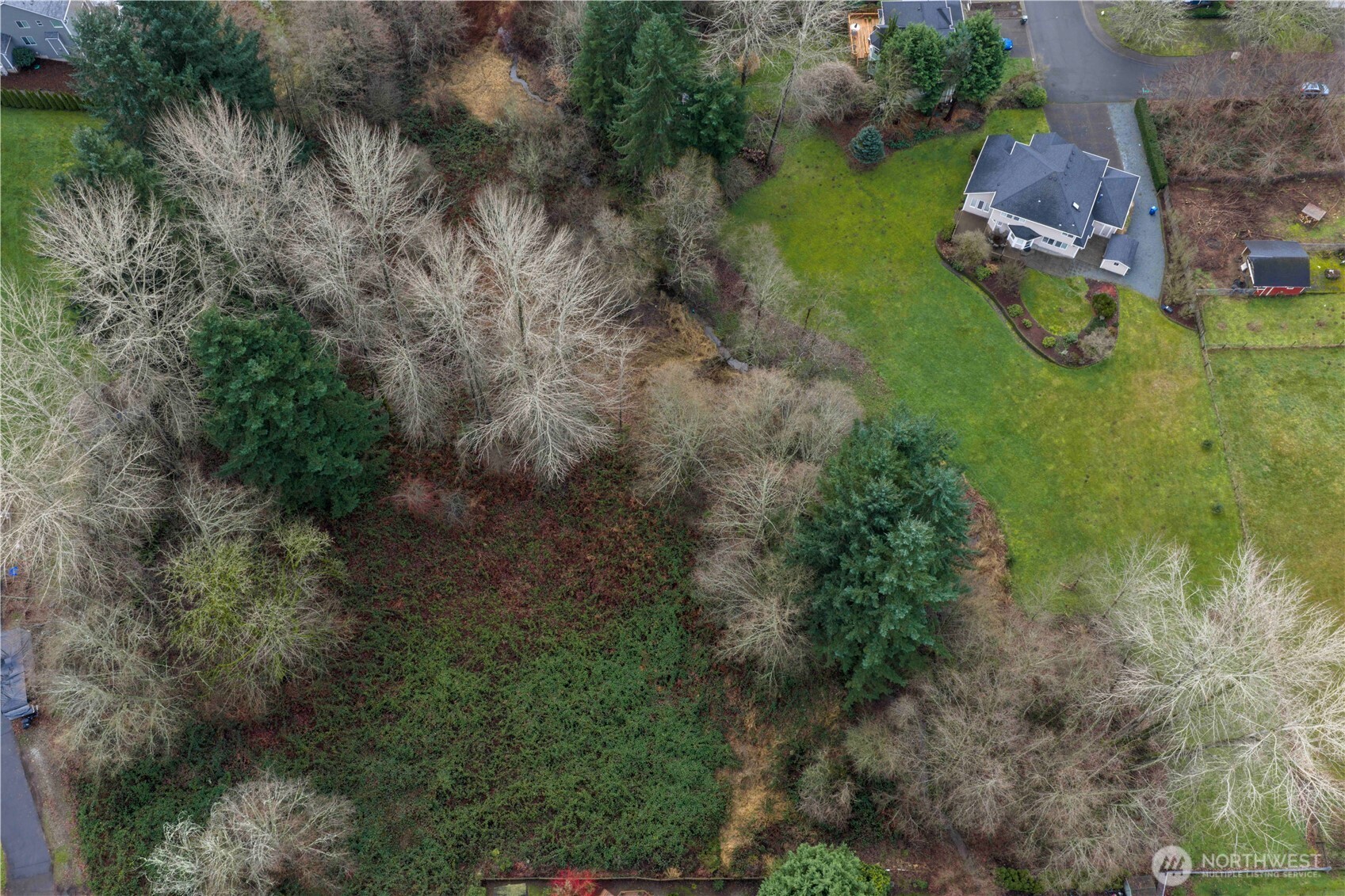 12612 Southeast 261st Street Kent, WA 98030 - Photo 33 of 40